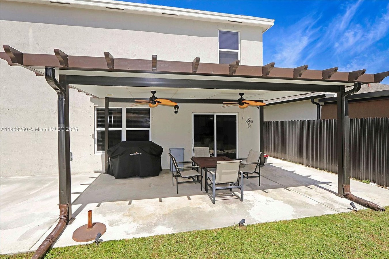 24901 SW 121st Pl, photo 2 of 5
